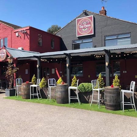 Lodge At Tap Haus Mansfield Woodhouse Bagian luar foto